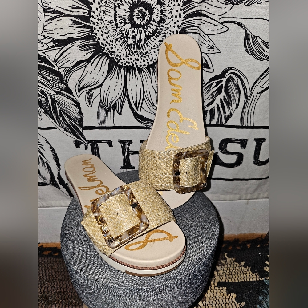 EUC Sz 10 Sam Edelman Ariane Wedge Buckle Sandals TAN